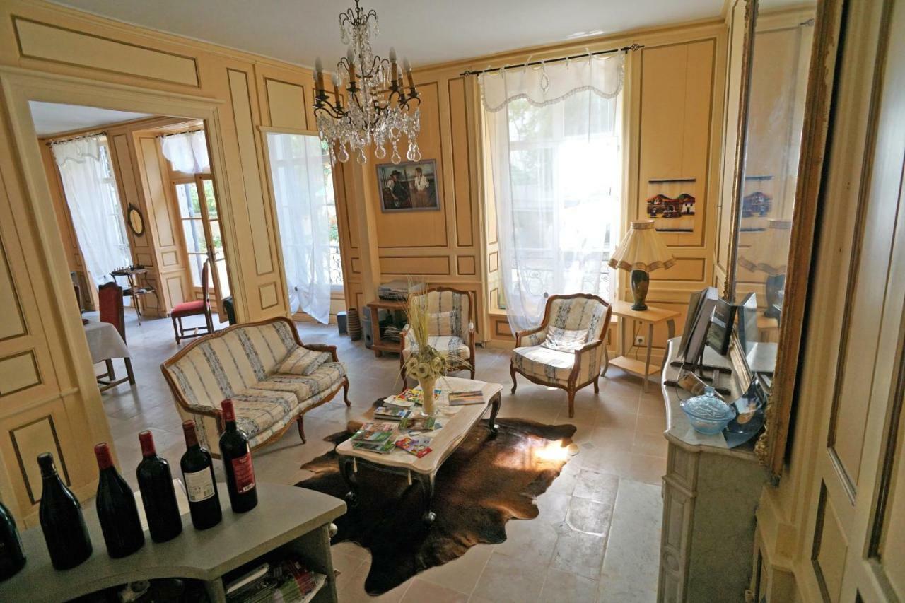 Auberge Des Capucins Hotell Châtillon-sur-Seine Eksteriør bilde